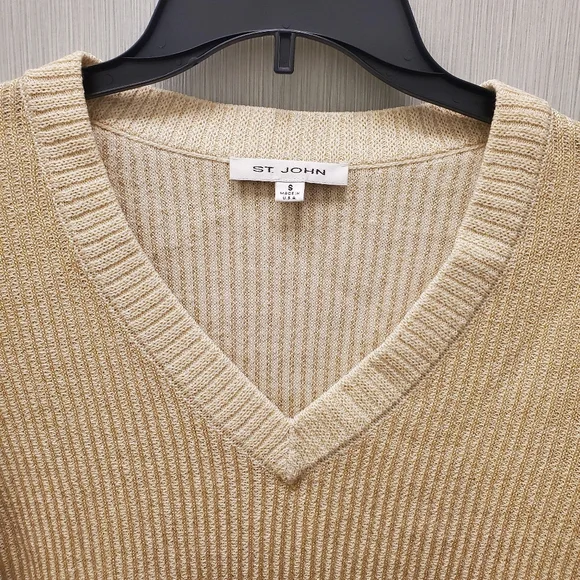 St. JOHN  Deep V-neck Sweater Ribbed w/ Metallic Threads Size S - Like NEW! - Picture 5 of 11